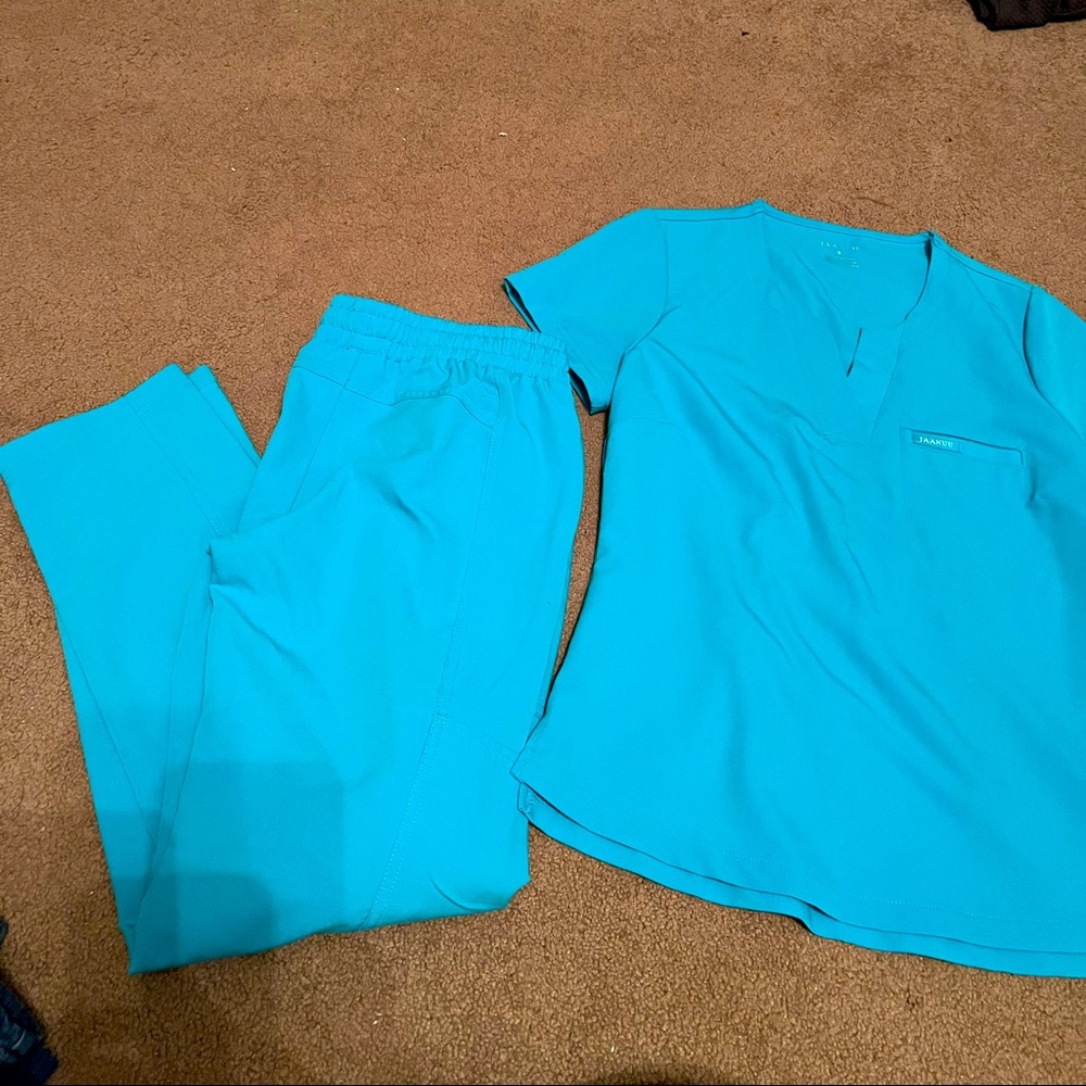 January scrub set small top small petite bottom
